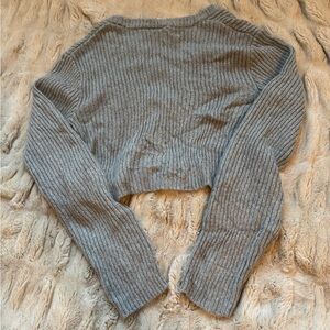 H&M Gray Ribbed Crew Neck Sweater